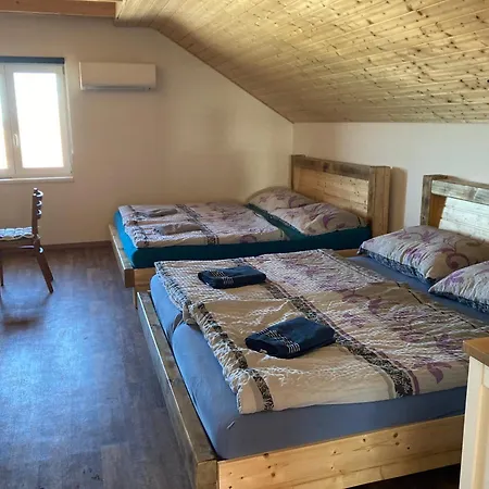 Vinny Apartman Pouzdrany Exterior photo